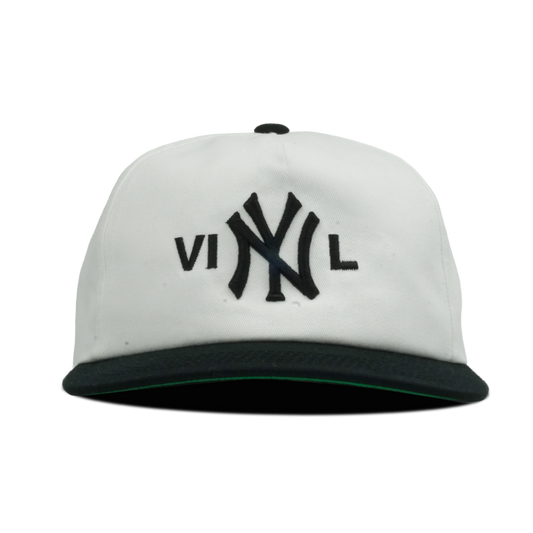 Yankees VINYL 5 Panel - Black/White